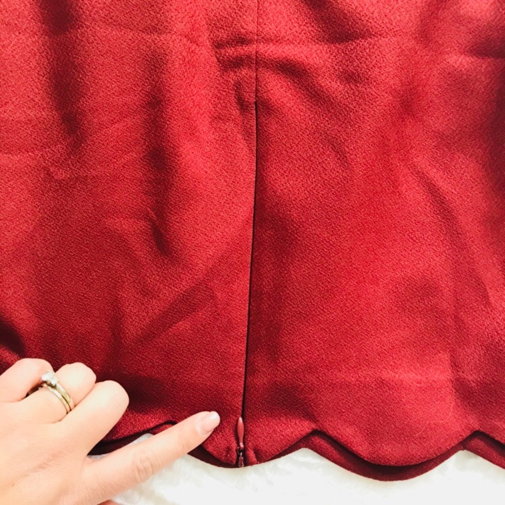 Lush | Scallop Hem Crop Top - Picture 7 of 8